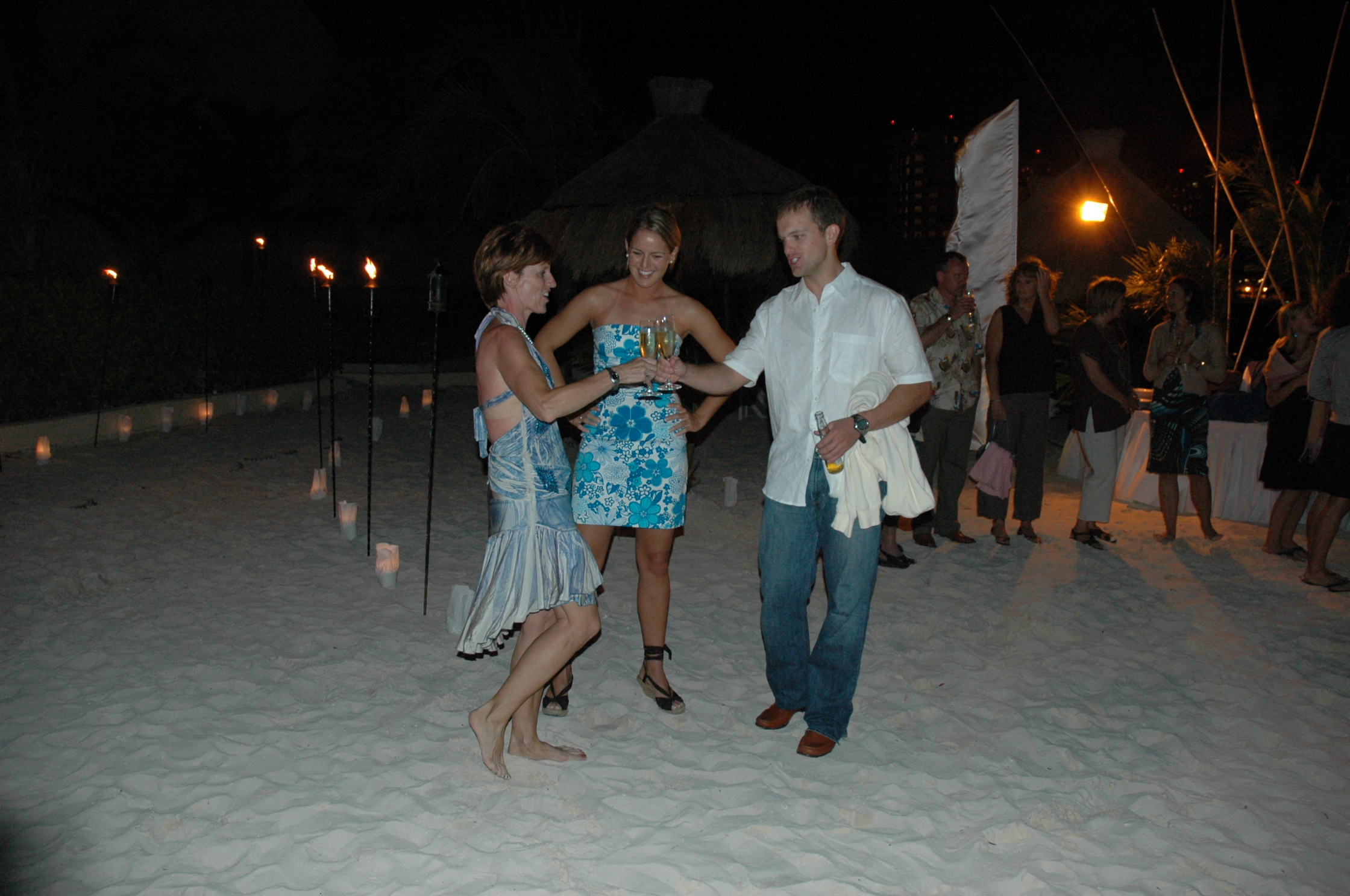 In the beautiful white sand of Cancun, Hilary instructs Jytte and Jackson on the finer points of the 